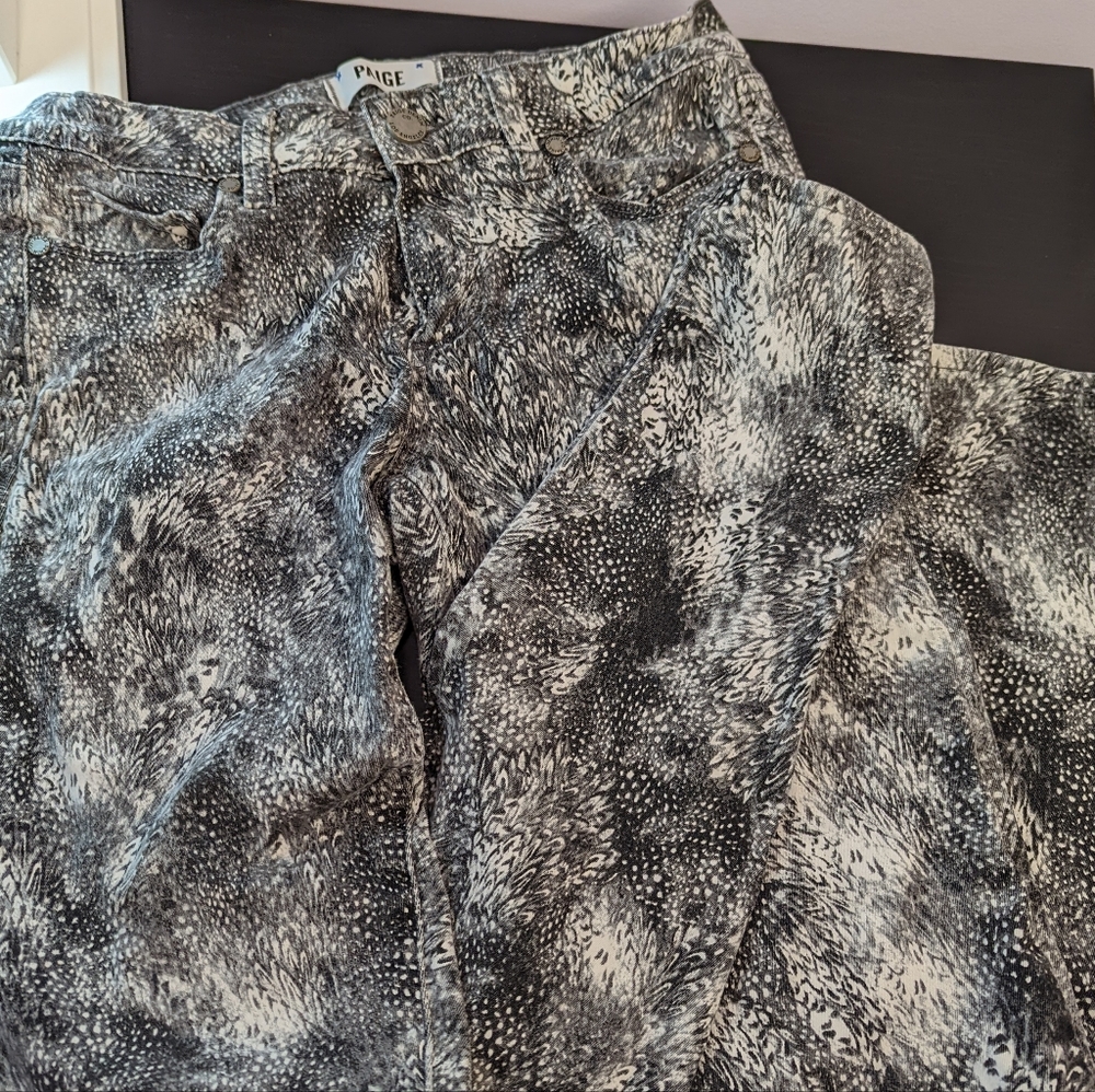 PAIGE Verdugo Ultra Skinny size 27